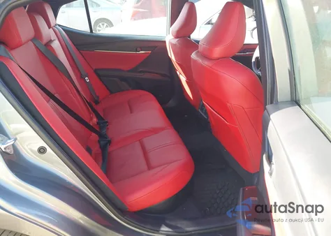 2025 Toyota Camry Xse z USA, uszkodzony, nr VIN 4T1DAACK8SU573950